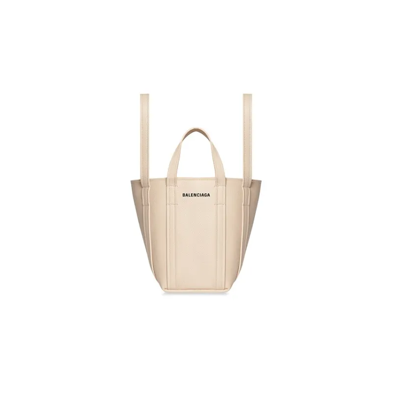 Balenciaga Everyday Handbags-0