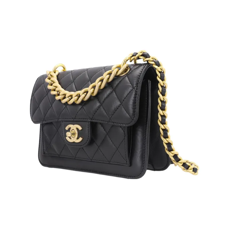 CHANEL Small Lambskin Messenger Black/Glod-1