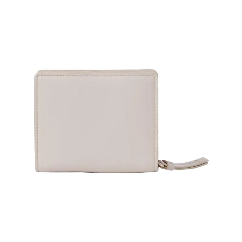 Chloe Bright Calfskin Wallet Trumpets Women's Gray-1