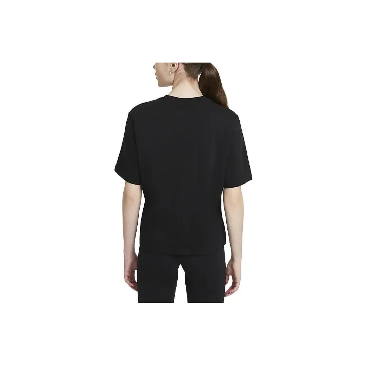 Nike Sportswear Essential Women's Boxy T Shirt-1