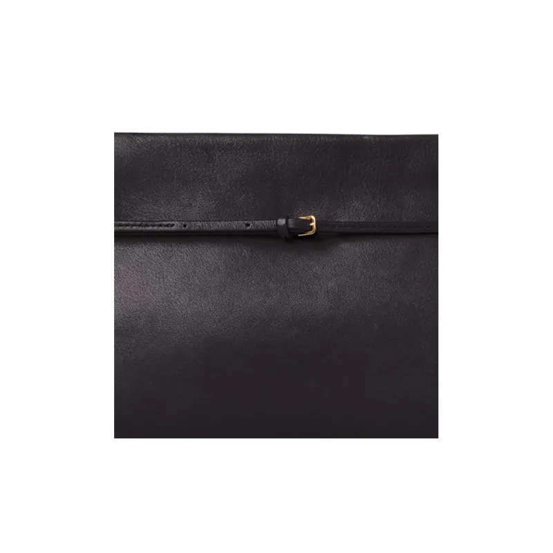 THE ROW Sienna Polished Saddle Leather Clutch Regular Women's Black-3