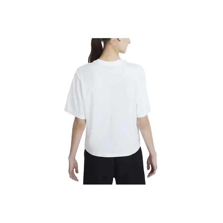 Nike Sportswear Essential Women's Boxy T Shirt-1