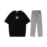 Set (black T-shirt + metallic gray jeans)