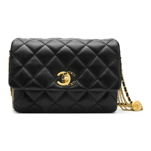 CHANEL 22A Early Autumn Crossbody Bags