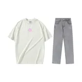 Set (off-white T-shirt + metallic gray jeans)