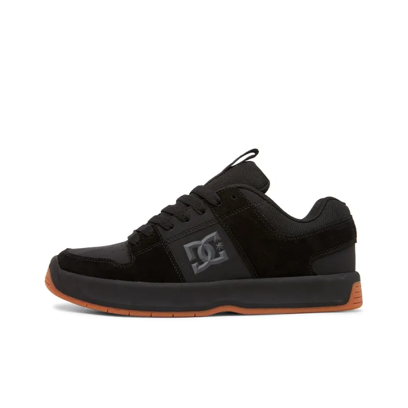 DC Shoes Lynx Zero Low Top Skateboard Shoes Unisex Black-0