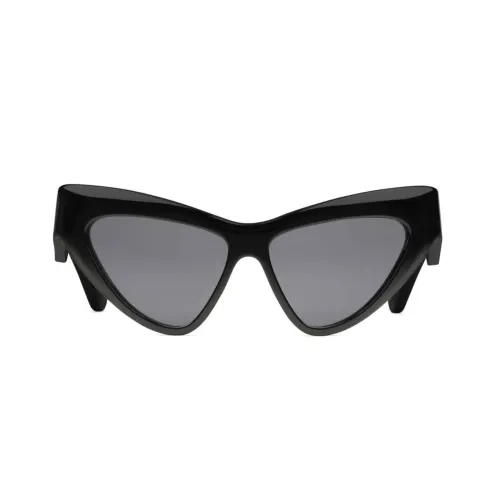 GUCCI Cat Eye Frame Sunglasses