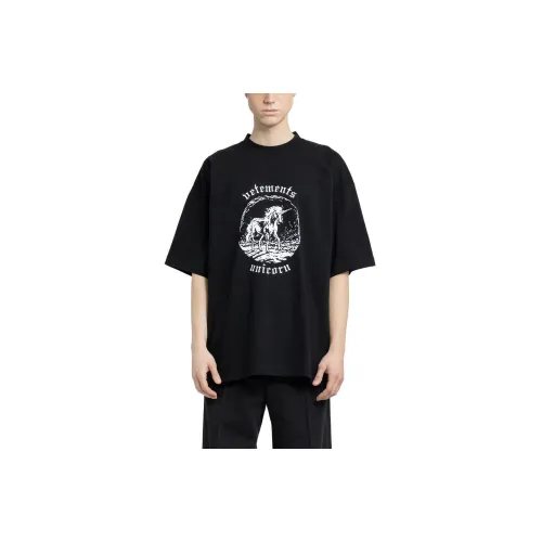 Vetements T-Shirts Men Black