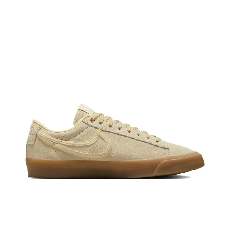 Nike Sb Blazer Low Pro Gt Pale Vanilla Gum-1
