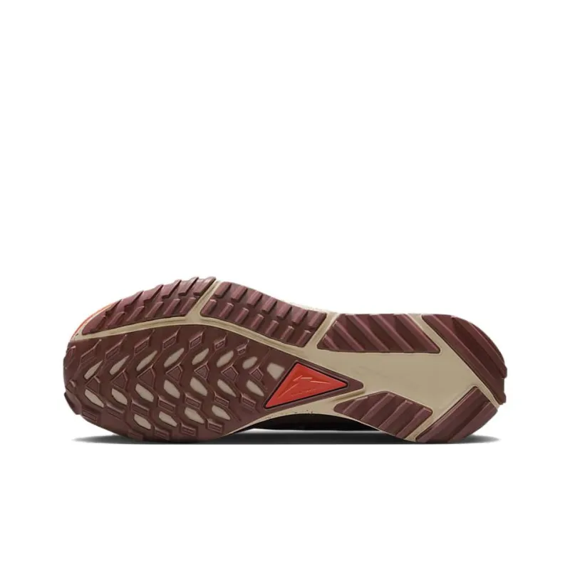 Nike React Pegasus Trail 4 Gore Tex Diffused Taupe Dark Pony Sail Picante Red Women's-5