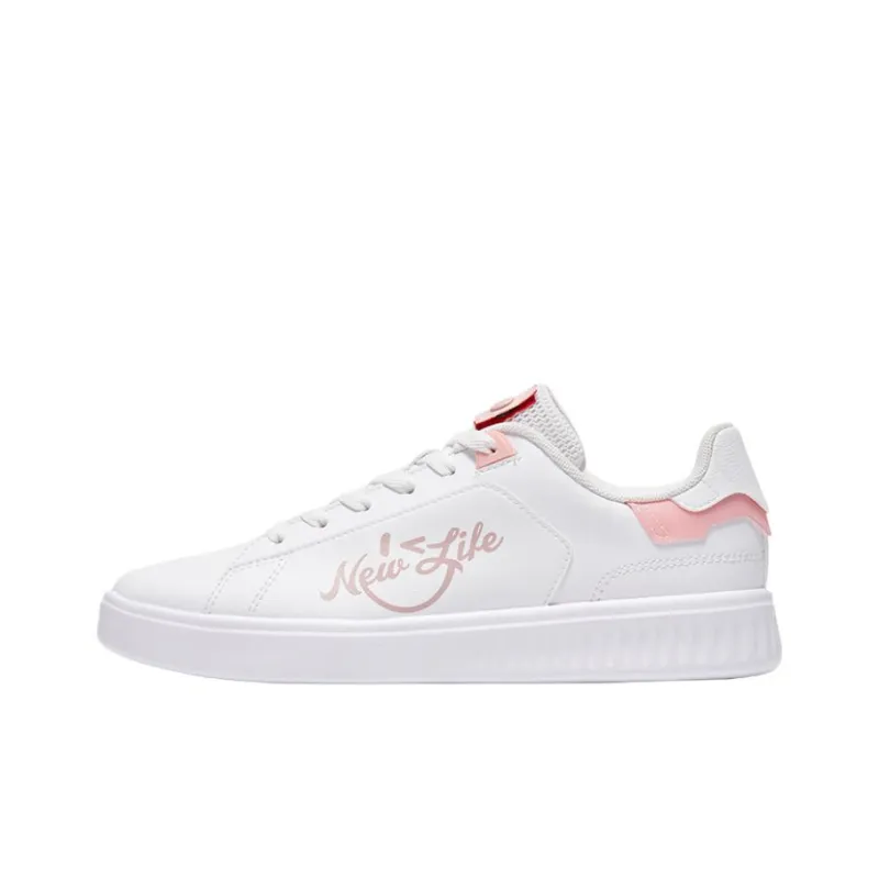 QIAODAN Beach Party Cushioned Wear-Resistant Lightweight Low-Top Skateboard Shoes Women's White Pink-0