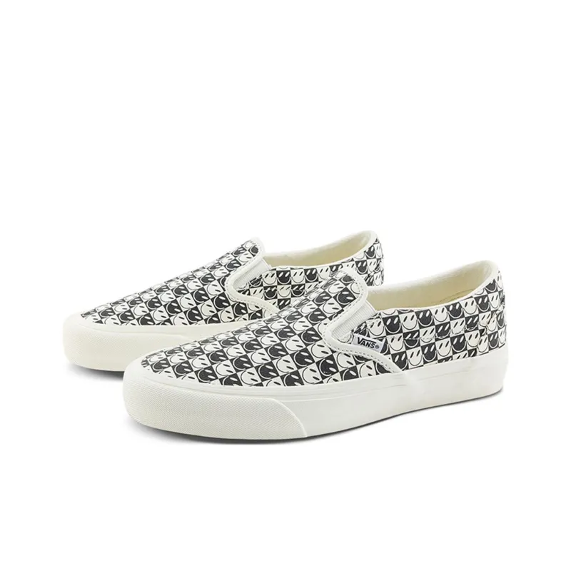 Vans Classics Slip On Vr3 'Beige'-1