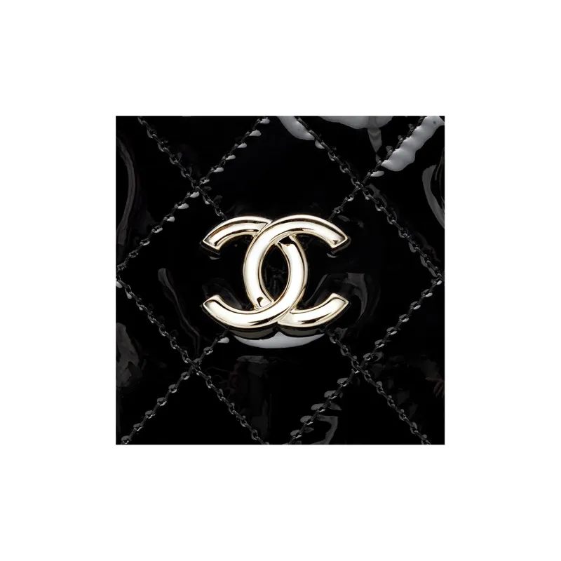 CHANEL Patent Leather Calfskin One Shoulder Crossbody Handbag Clutch Women's Black-4