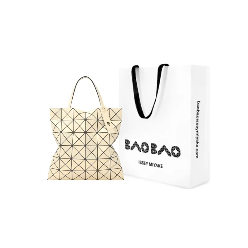 ISSEY MIYAKE Lucent One Tone Vinyl Chloride Resin Tote Bag Shopping Bag Handbag Women's Cream White Yellow-5