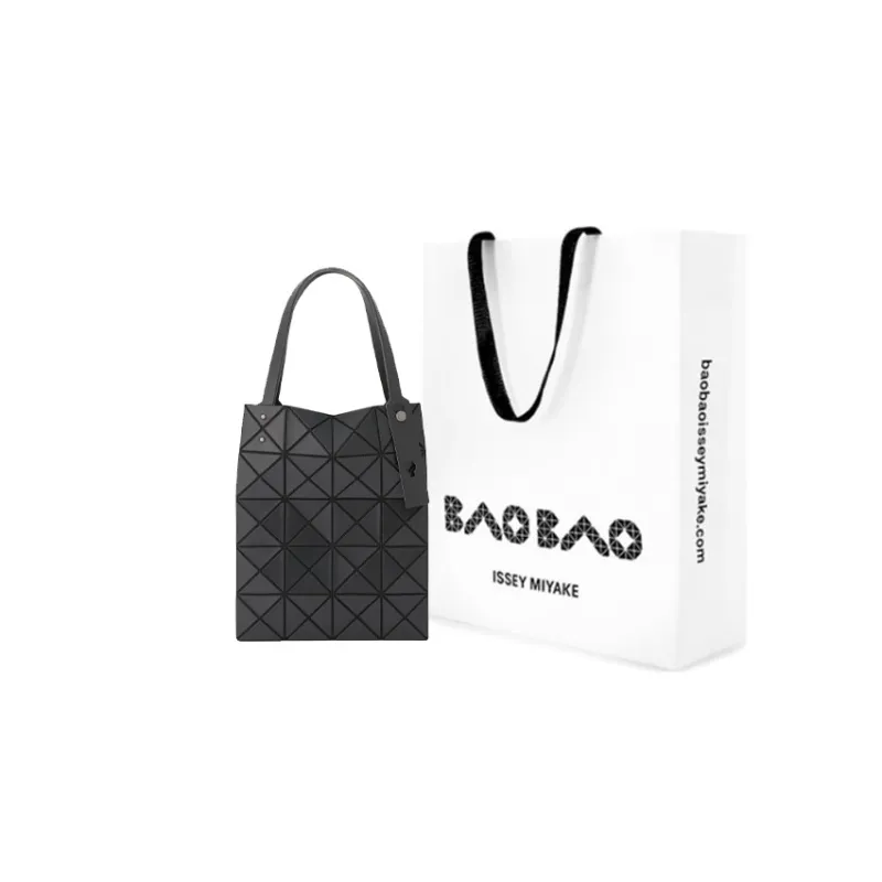 ISSEY MIYAKE Lucent Boxy Handbags-7