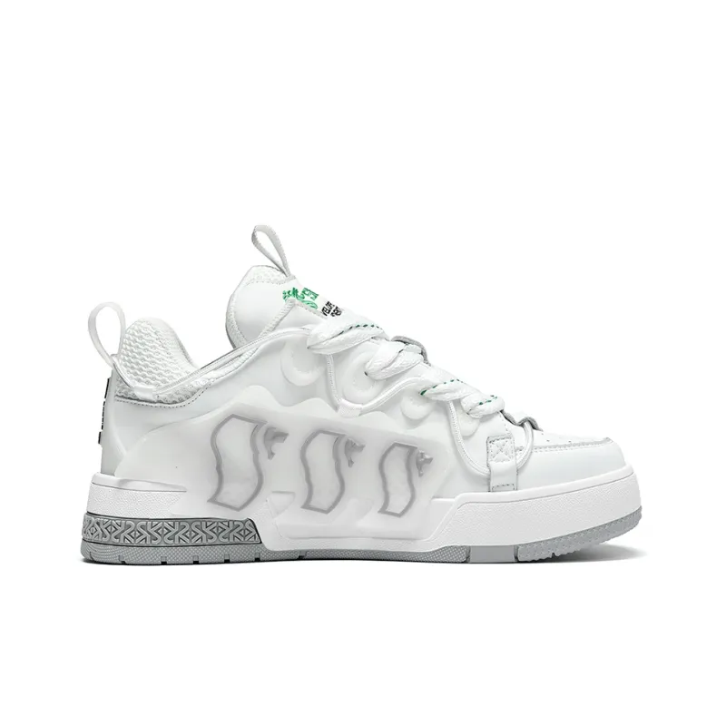 SK.TRIP Mid Top Stylish Skateboarding Shoes Unisex Vintage White-1