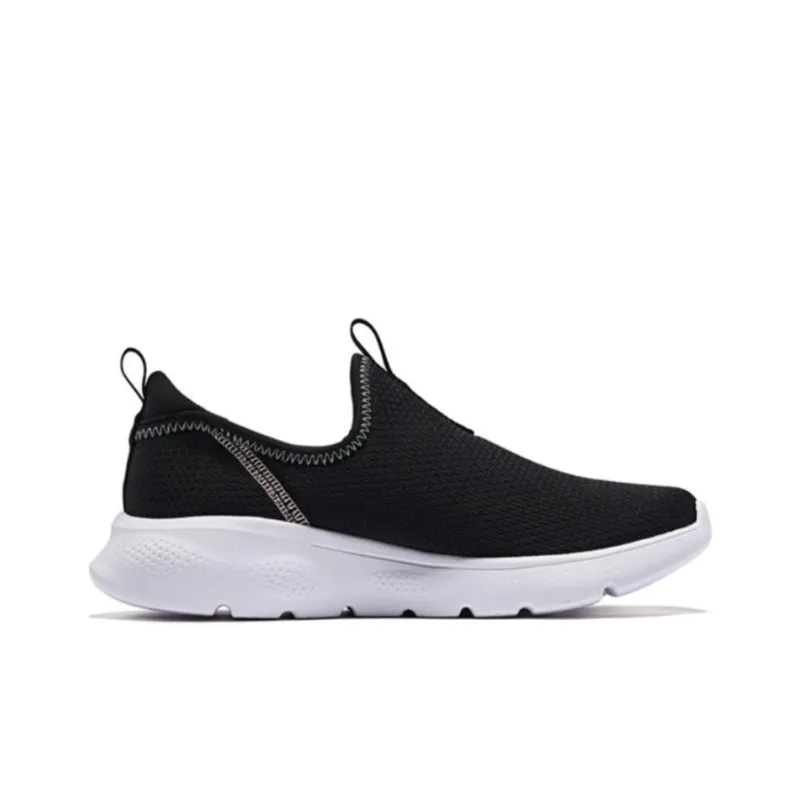 QIAODAN Breathable And Lightweight Low Top Running Shoes Women's Black Pink-1