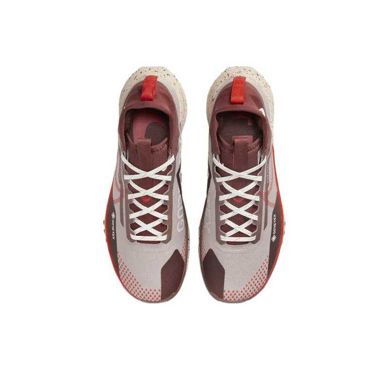 Nike React Pegasus Trail 4 Gore Tex Diffused Taupe Dark Pony Sail Picante Red-3
