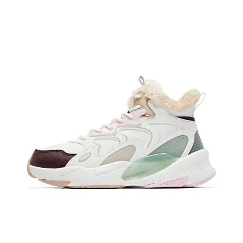 QIAODAN Slip Resistant Lightweight Height Increasing High Top Sports Casual Shoes Women's White Black Pink