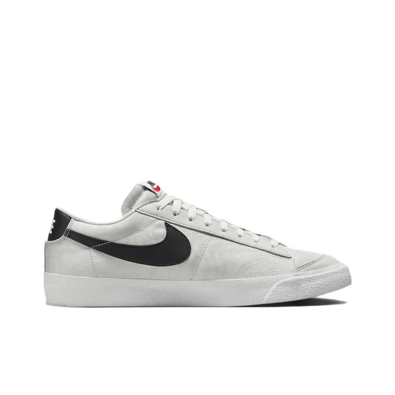 Nike Blazer Low 77 Se 'Light Bone'-1