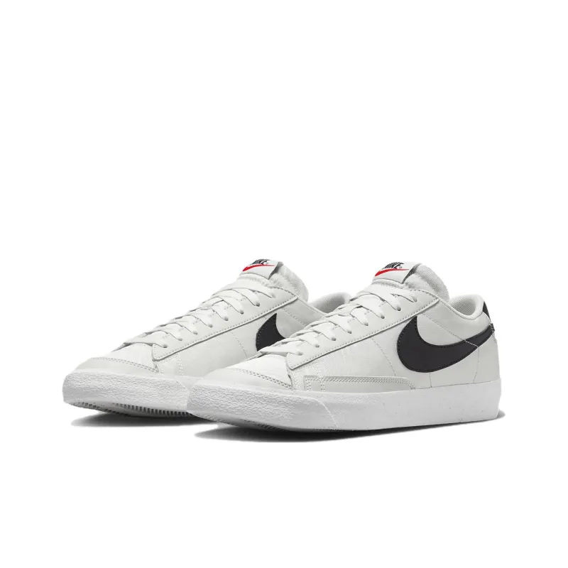 Nike Blazer Low 77 Se 'Light Bone'-2