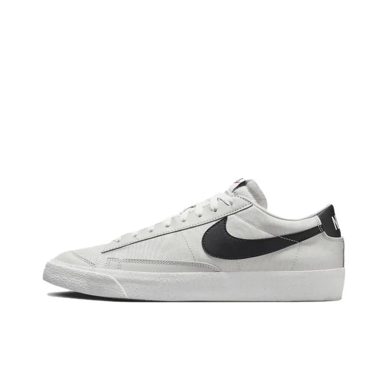 Nike Blazer Low 77 Se 'Light Bone'-0