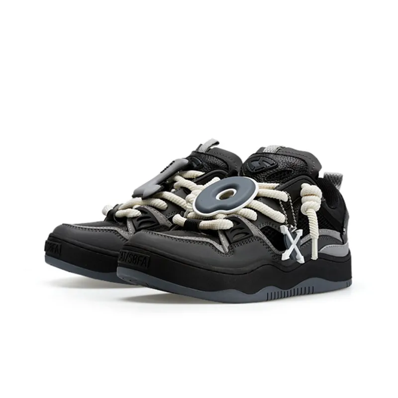 Cat&Sofa Wave001 Wave Collection Slip-Resistant Low-Top Skateboard Shoes Unisex Black Gray Color-1