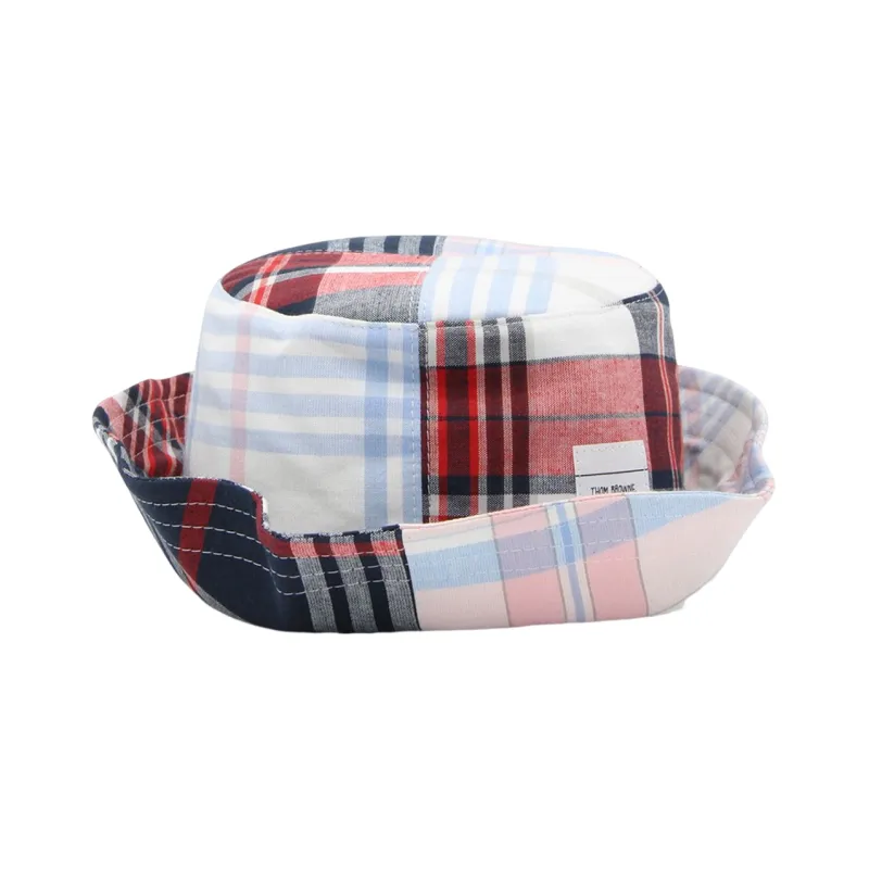 THOM BROWNE Quartered Checkered Bucket Hat-3