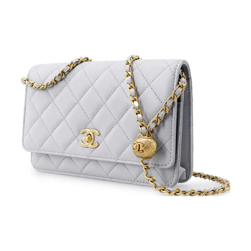 CHANEL Pearl Crush Adjustable Strap Woc Light Grey AP1450-1