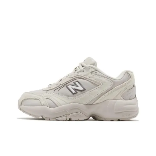 New Balance 452 Beige Women's