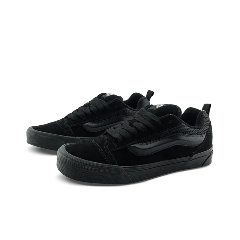 Vans Knu Skool 'Triple Black'-2