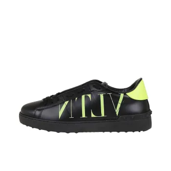 Valentino Low Top Stylish Skateboarding Shoes Men's Black