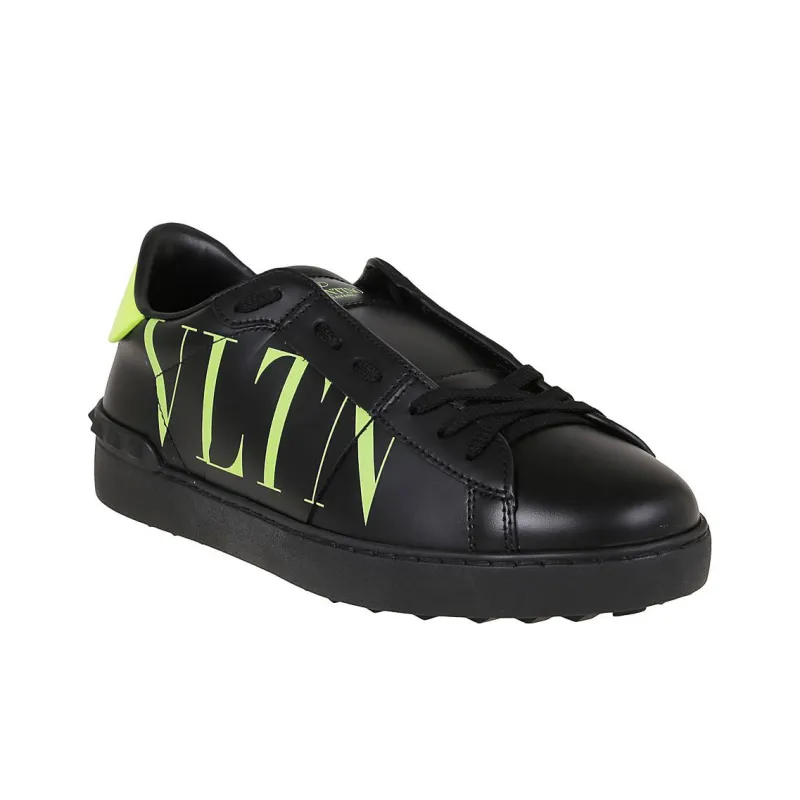 Valentino Low Top Stylish Skateboarding Shoes Men's Black-3