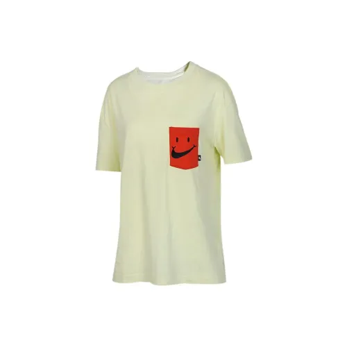 Nike T-Shirts Women's Yellow