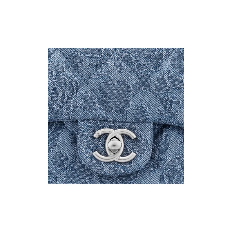 CHANEL 23P SS Washed Denim Flap Bag, Shoulder Bag, Crossbody Bag, No Zip Closure Included Trumpets Women's Washed Denim-4