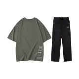 Set (gray green T-shirt + black jeans)