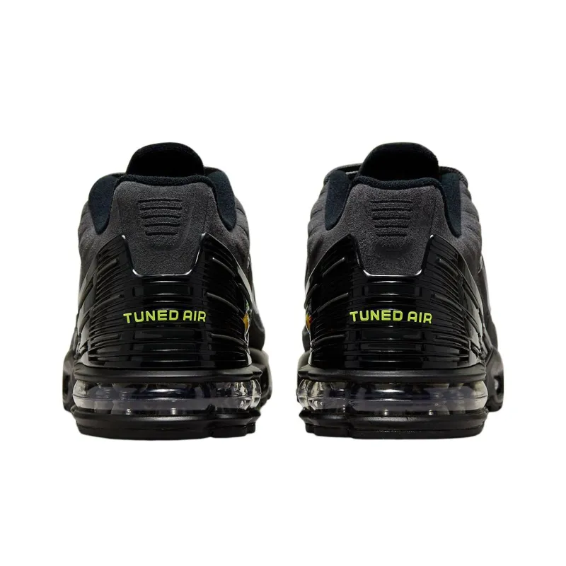 Nike Air Max Plus 3 Black Volt-4