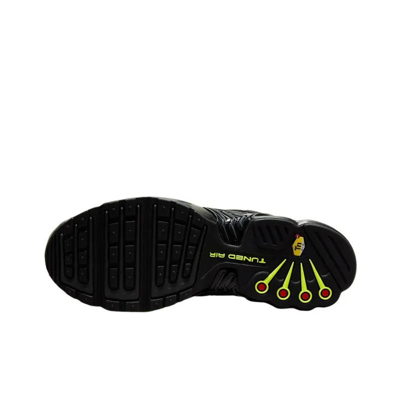 Nike Air Max Plus 3 Black Volt-5