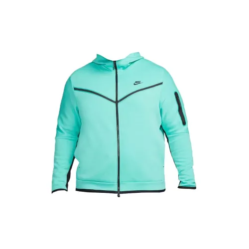 Nike Sportswear Tech Fleece Hoodie & Joggers Set