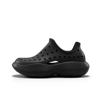 Beys Classic Small Clog Müller Sports Sandals Unisex Black