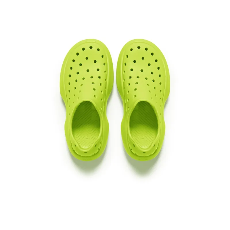 Beys Classic Small Clog Müller Sports Sandals Unisex Lime Green-4