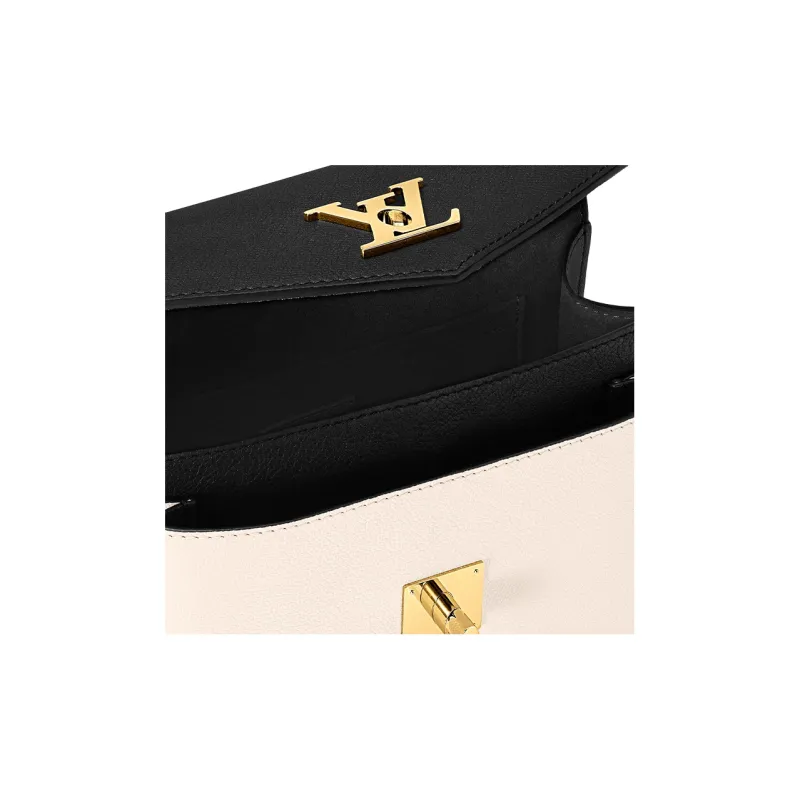 LOUIS VUITTON MyLockMe Chain Bag-5