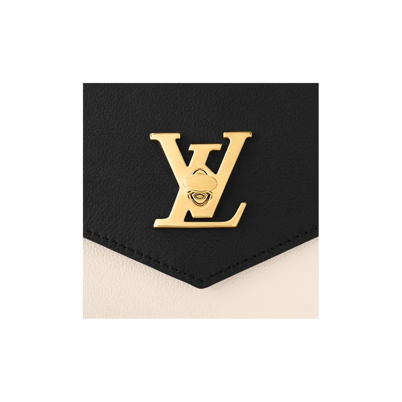 LOUIS VUITTON MyLockMe Chain Bag-4