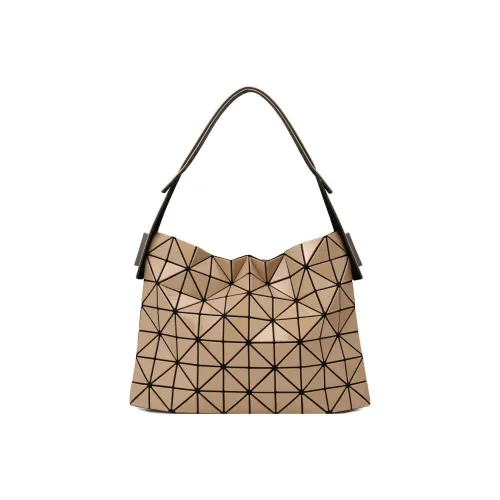 ISSEY MIYAKE Baguette Shoulder Bags