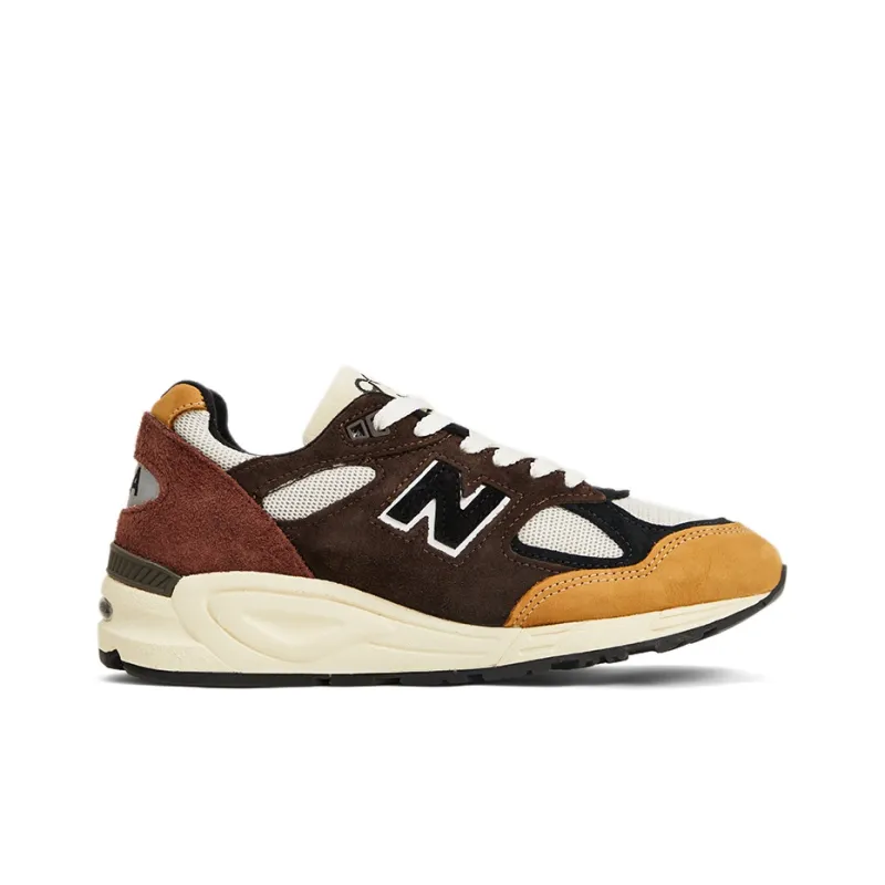 New Balance 990v2 MiUSA Season 2 Brown-1