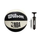 Size 7 Ball+Wilson Pump
