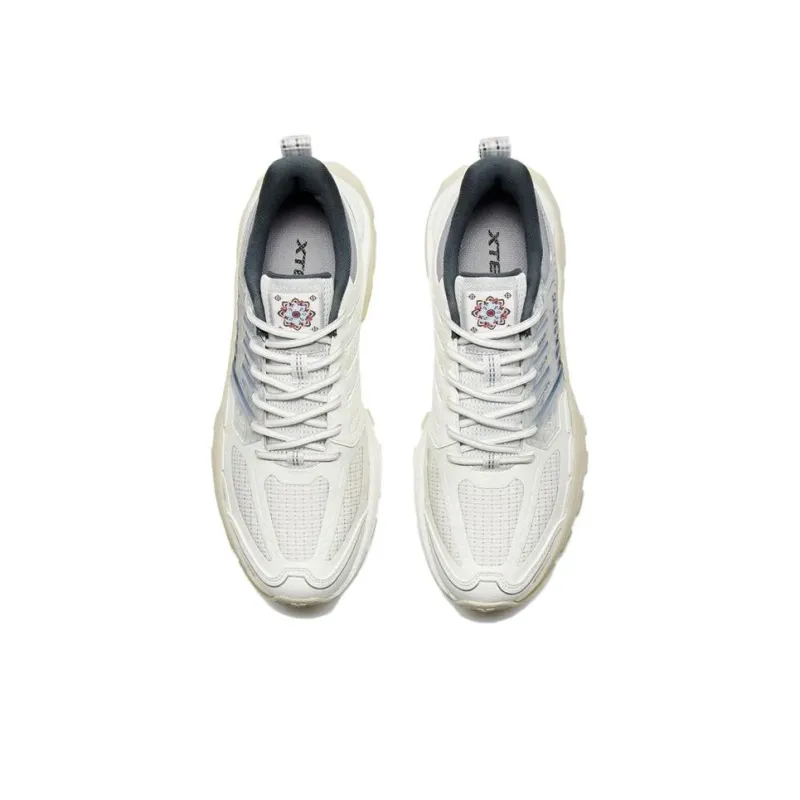 XTEP Anti Slip Wear Resistant Low Top Sports Casual Shoes Men's White Gray-3