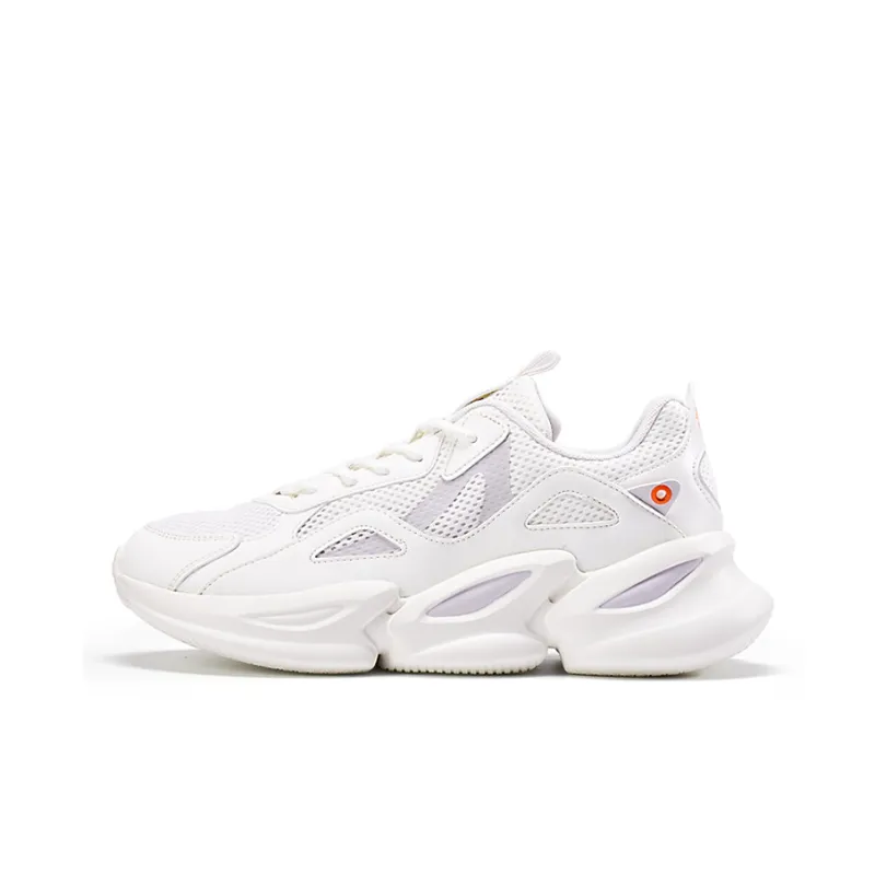 QIAODAN Lightweight Breathable And Wear-Resistant Low-Top Sports Casual Shoes Men's Ivory-0