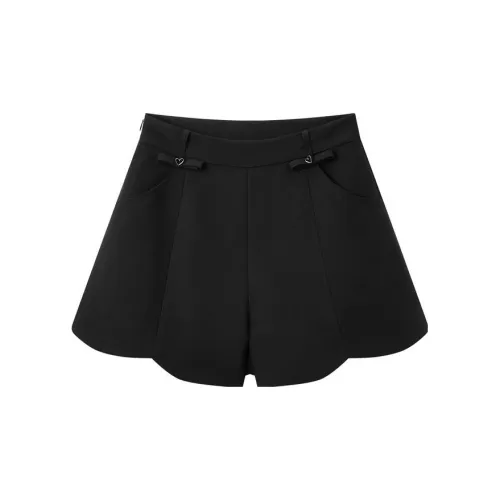 LEDIN Casual Shorts Women's Black