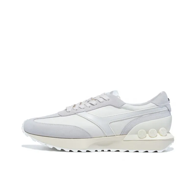 LI NING 1990 Zhengrong Low Top Sports Casual Shoes Men's Ecru-0